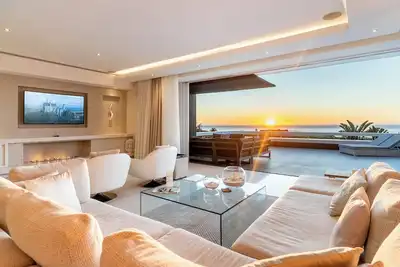 Image de Your Beach Vacation Dream House