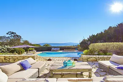 Image de Magnifique villa pour 10 personnes avec vue mer panoramique à Beauvallon