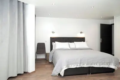 Image de Appartement La Defense - Proche Rer et stade Arena