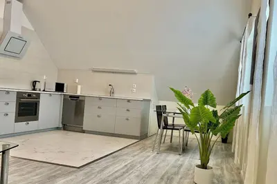 Image de Lev det Enkla Livet i Detta Fridfulla och Centralt Belägna Boende i Söderköping