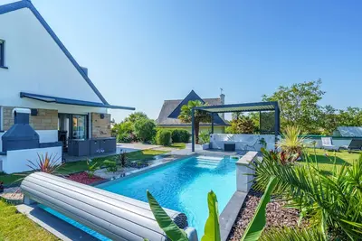 Image de La Villa des Lauriers - Piscine privée et chauffée