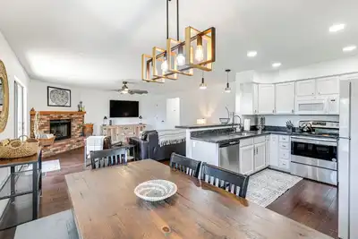 Image de Quaint Flagstaff Condo w/ Balcony ~ 6 Mi to Dtwn!