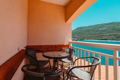 Image de Apartments Astorija - One Bedroom Apartment with Balcony and Sea View (2)