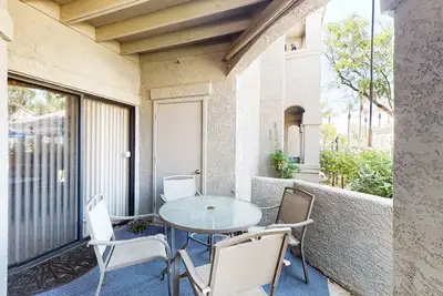 Image de Cozy and quiet condo in the friendly neighborhood of Scottsdale