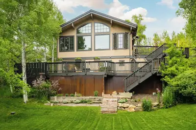 Image de 4-bedroom house in superb Aspen with WiFi. On the free bus route.