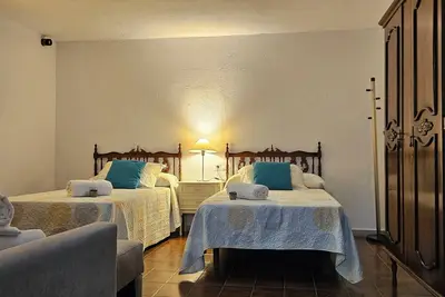 Image de Coqueto Apartamento Planta Baja con una Increíble Zona de Jardín y Piscina
