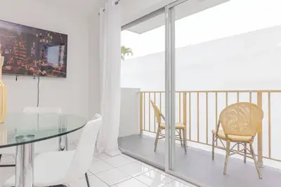 Image de Cozy 1-bedroom apartment in enchanting Miami