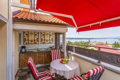 Image de Superbe appartement à Selce avec WiFi