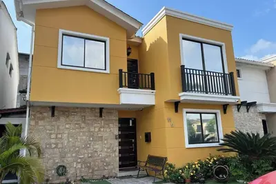 Image de Cozy 3-bedroom house in Urbanizacion Mallorca Village en la via Samborondon\n