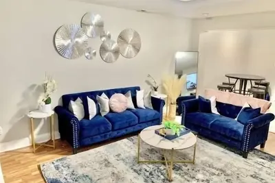 Image de Cozy Townhome with Queen Beds in Plaza Midwood-10 min drive uptown