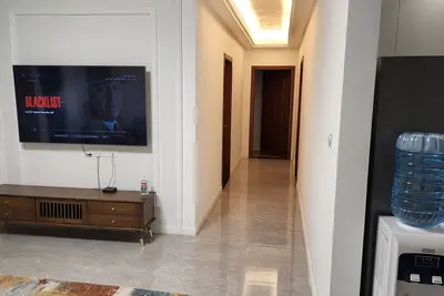 Image de 3 bedroom, 3. 5 bathroom apartment with gym and a pool at Victoria treasure apart
