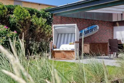 Image de Vacation apartment \"Strand-Cottage\" in Westerland