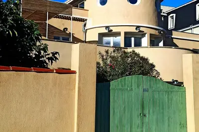 Image de A 150 m de la plage, appartement 3 chambres 84 m2 + terrasse 47 m2 vue mer