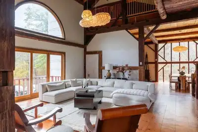 Image de The Barn @Doodletown: Renovated Barn w/ Firepit