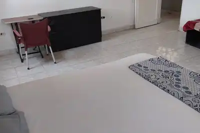 Image de Female only\nSuperb 6-bedroom apartment in Cairo Governorate with WiFi, Ac