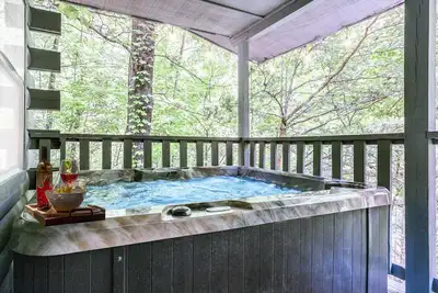 Image de Adventure Awaits: Views, Game Rm, Hot Tub