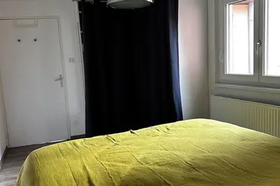 Image de Jolie maison de village cosy et spacieuse au cœur du centre historique.