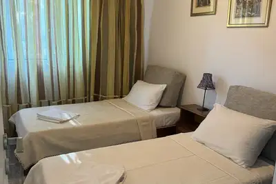 Image de Traditional 3-bedrooms apartment with swimming pool, Ac in Meronas