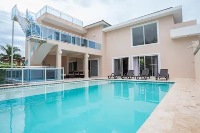 Image de Exquisite Luxury Villa in Sosua Ocean Village!