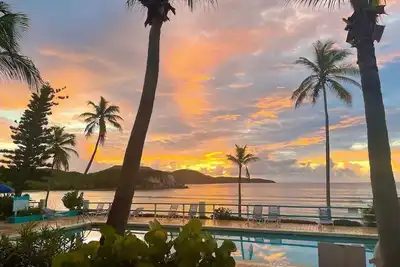 Image de St. Thomas Vi Beach Front Condo