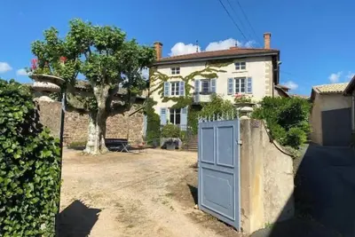 Image de Maison dans village du Beaujolais