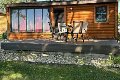 Image de Cozy 2 Bedroom Lakeside Cabin on Lake Manuella