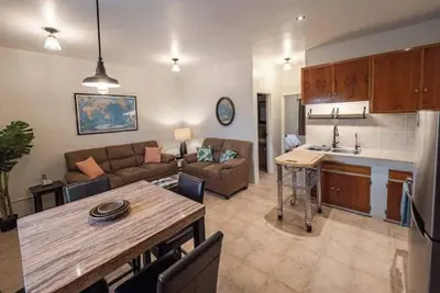 Image de Central, Stylish 2-Bedroom Apartment in Koror