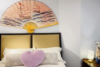 Image de Charming house----near Dt and Dix30