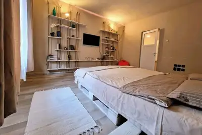 Image de Cherry Apartment in the heart of Varna 🍒