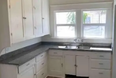 Image de Charming 2 Bedroom Duplex\n