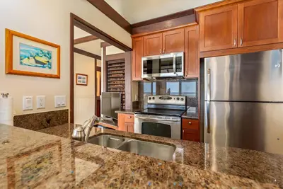 Image de Kiahuna Plantation Resort 195 Oceanfront 1 Bedroom