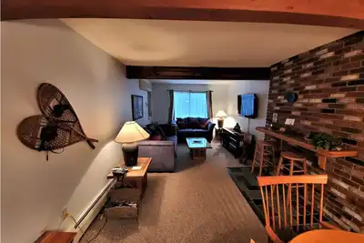 Image de Cozy 2-bedroom condo in lovely Bartlett with fitness room, WiFi