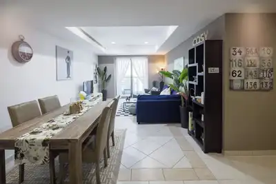 Image de Cozy 2-bedroom Sea view apartment in Dubai Marina, Central Location, Restaurants