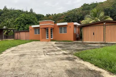 Image de Where Bad Bunny is from - Cozy Mountain Valley Villa Vega Baja with Ac, WiFi