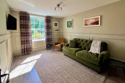 Image de Luxury apartment in the heart of the village.