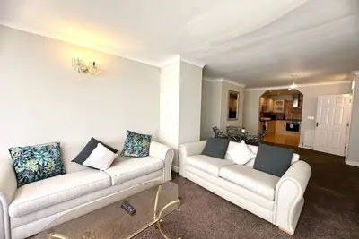 Image de Ground Floor 2 bed apartment Marroon