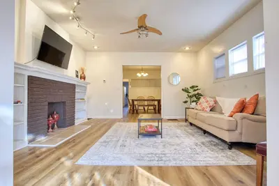 Image de SoBro Bungalow - Office - Free Parking