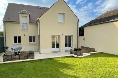 Image de Belle Villa avec Spa Compiegne 12 personnes 6 ch 6 sdb 30 min Asterix