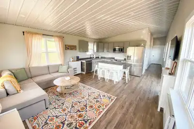 Image de Family friendly & full of amenities, close to PEIs beach & golf destinations.