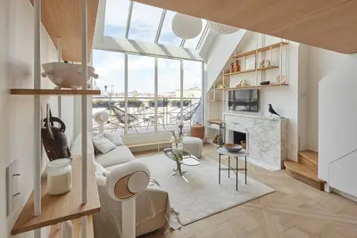 Image de Masterpiece loft Eiffel Tower view in enchanting Paris