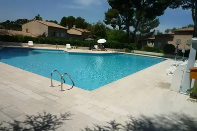 Image de Beau T3 Rdj Villa indépendant dans domaine avec piscines et tennis