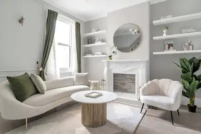 Image de Kerridge Terrace Old World Inner city Charm