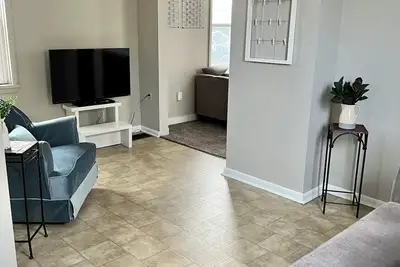 Image de Perfect Location in Trf!