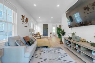 Image de i Tranquil 3-Bedroom Getaway in Historic Salem, Ma