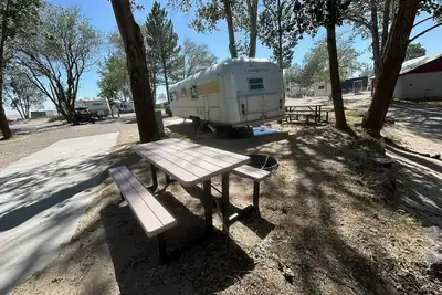 Image de *New* Sand Dunes Vintage Camper ~Sand Hills Resort