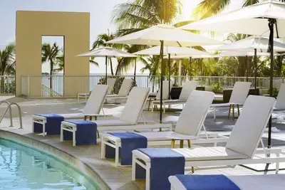 Image de City View Two Doubles at The Twin Fin Hotel, Onsite Pool!