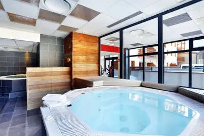 Image de Appart Spacieux 8p, près des pistes + accès sauna!