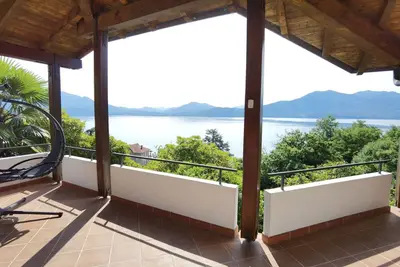 Image de Villa Schaake with Panoramic View, beach front