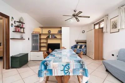 Image de Appartement de vacances \"Confortevole E Fresco Seminterrato\" avec terrasse privée, jardin et Wi-Fi