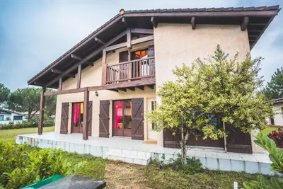 Image de Maison de vacances 'Gîte Chez Pat' avec terrasse privée, jardin privé et Wi-Fi